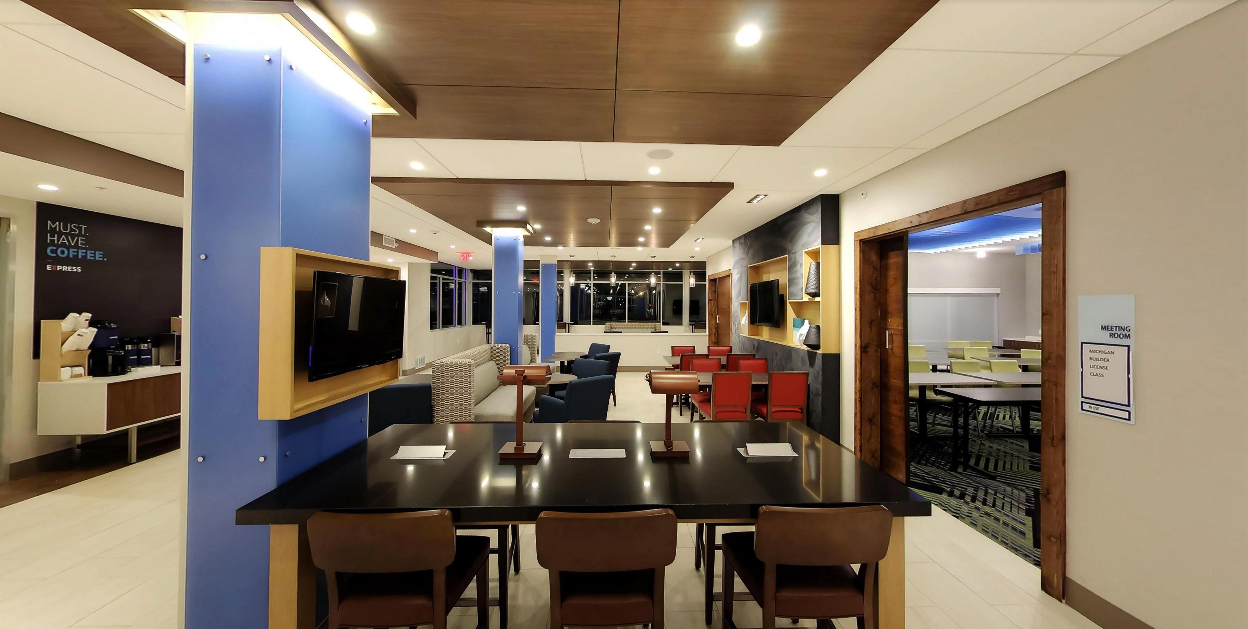Holiday Inn Express & Suites - Detroit Northwest - Livonia By Ihg Eksteriør bilde