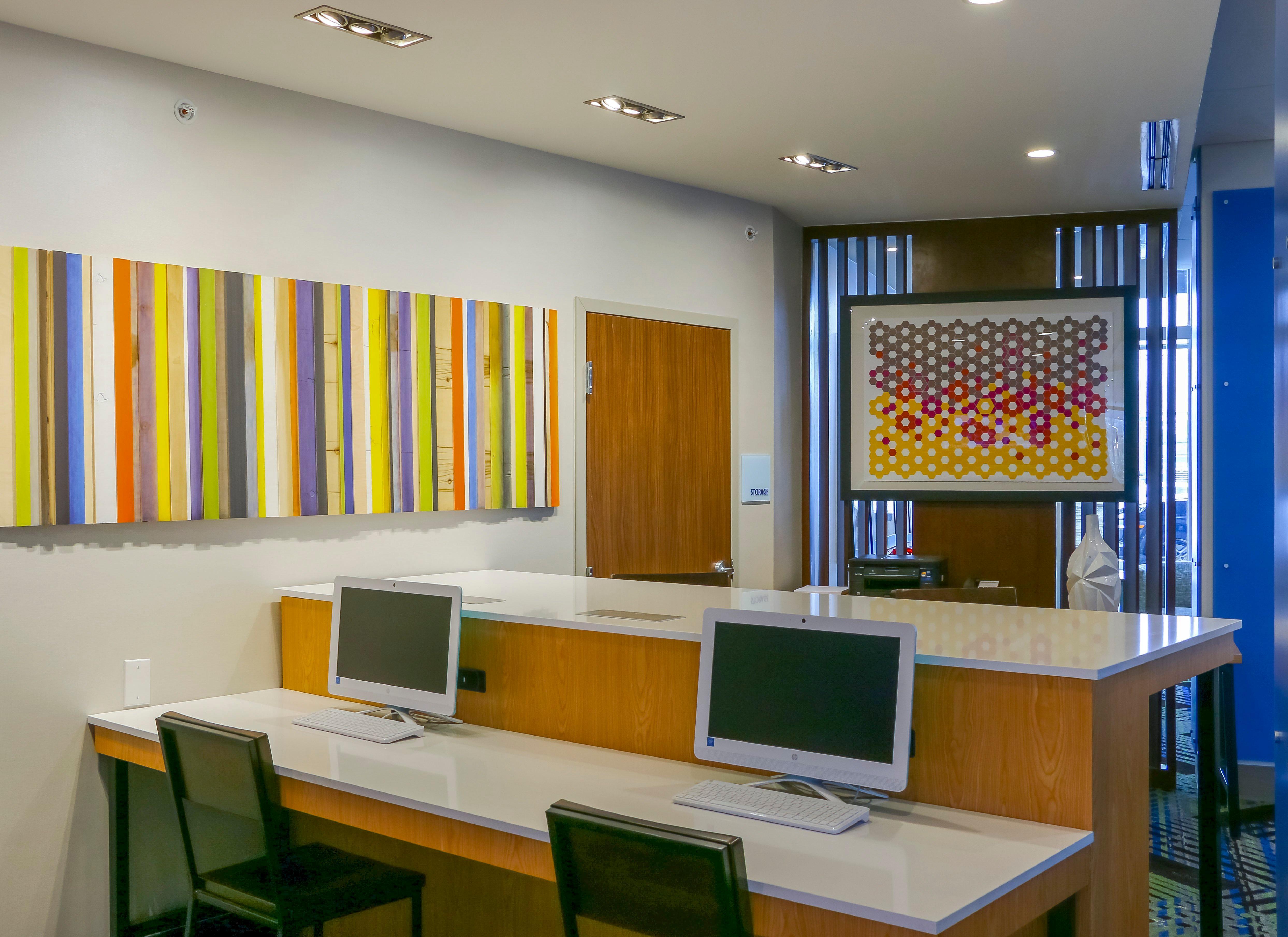 Holiday Inn Express & Suites - Detroit Northwest - Livonia By Ihg Eksteriør bilde