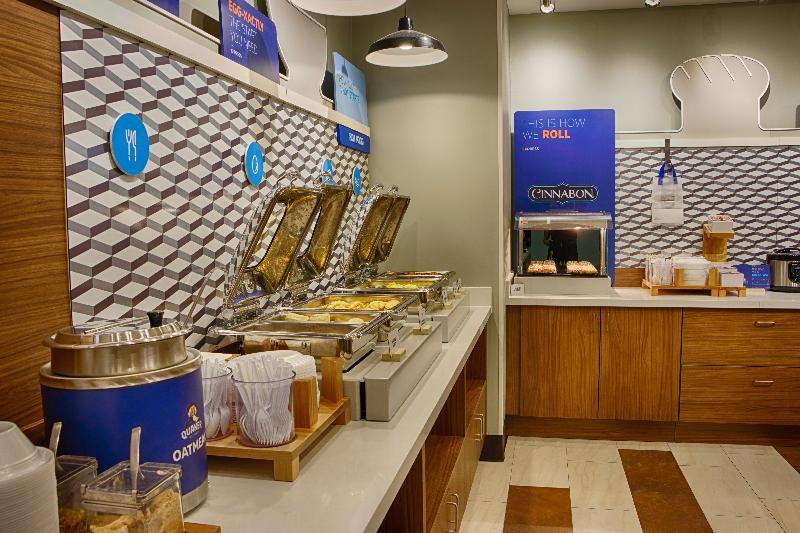 Holiday Inn Express & Suites - Detroit Northwest - Livonia By Ihg Eksteriør bilde